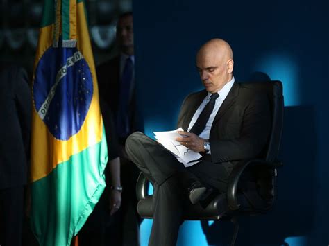 Alexandre De Moraes Hostilizado Na It Lia E Pol Ticos Reagem