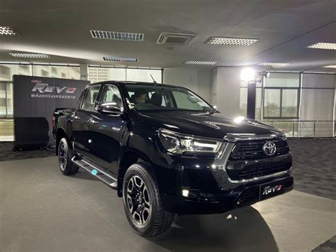 โตโยตา Toyota Revo Double Cab 4x4 2 4 Mid ป 2022 ราคา 1 020 000 บาท