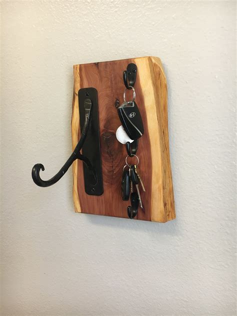 Rustic cedar Wall Mounted Key Hook Rack cedar wood Key chain | Etsy