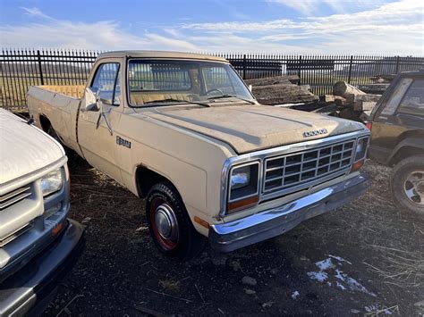 Biddergy Worldwide Online Auction And Liquidation Services 1985 Dodge D250