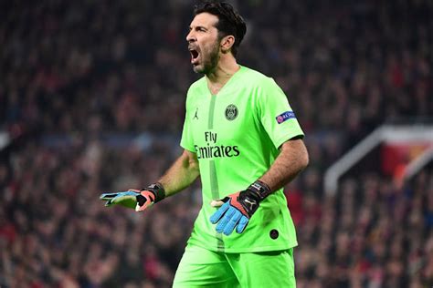 Ligue 1 France Les Confidences De Gianluigi Buffon Sur Son Avenir Au