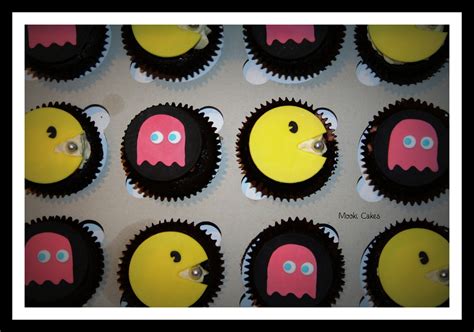 Pacman Cupcake Toppers