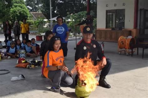 Tabel Gaji Pemadam Kebakaran Lulusan Sma Naik Beserta Tunjangan