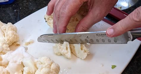 How To Cut Cauliflower Into Florets