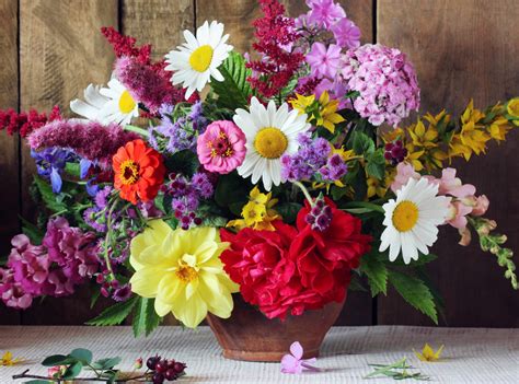 Bouquet Of Garden Flowers On The Table Jigsaw Puzzle In Puzzle Of The