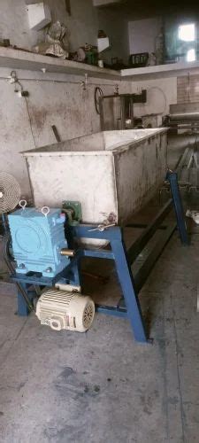 Ms Ss U Shape Ribbon Blender Mixer For Mixing Capacity Kg To