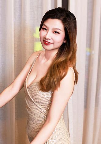 Member Asian Tall Juan From Chengdu 37 Yo Hair Color Black