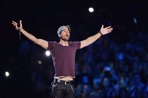 Picoteando El Espectaculo Que Quede Claro Enrique Iglesias Dice Me