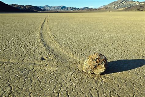 Sailing stones - Alchetron, The Free Social Encyclopedia