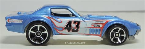 Hot Wheels Corvette Coupe And Convertible Race Cars