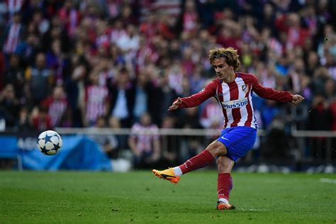 Download Atlético Madrid French Soccer Antoine Griezmann Sports 4k Ultra Hd Wallpaper