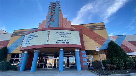 Regal Cinemas Greenbrier Stadium 13 Lobby Tour 600 Jarman Rd Youtube