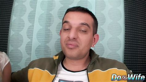 La MiLF Bionda Jenny Simons Viene Pompata Piena Di Sperma Accanto Al Suo Cornuto XHamster