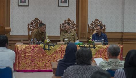 Nusabali Pemkab Badung Berikan Fasilitas Kemudahan Perizinan Berusaha