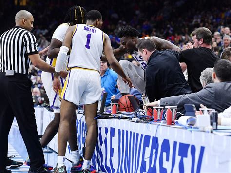 Up Close And Personal Lsus Emmitt Williams Crashed Into Press Row