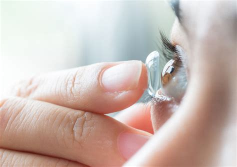 Top 6 Reasons To Wear Daily Disposable Contact Lenses Fresh Lens