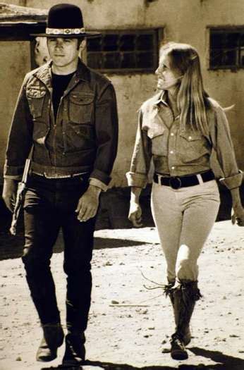 Tom Laughlin Star Of Billy Jack Films Dies At Age 82 Tom Laughlin Jack Movie Movie Couples