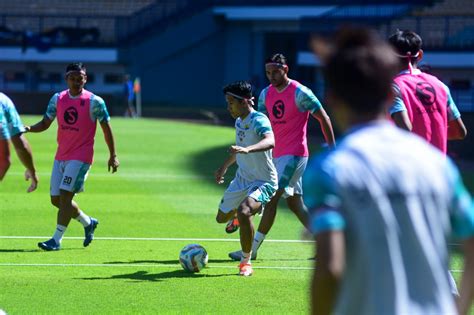 Latihan Di Hari Kemerdekaan Skuad Persib Tampil Beda