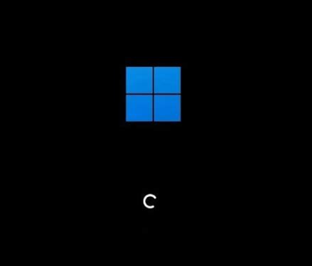 [Fixed] Windows 11 Stuck on Boot Screen