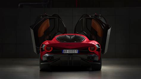 Alfa Romeo 33 Stradale Ecco La Nuova Supercar Del Biscione Foto