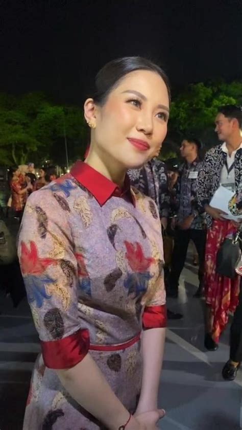 Gelar Istana Berbatik Angela Tanoesoedibjo Harap Batik Bisa Makin