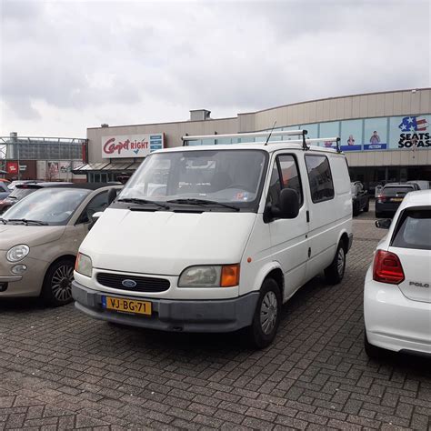 Ford Transit 80 Van 2 0i 1996 Datum Eerste Toelating 01 0 Flickr