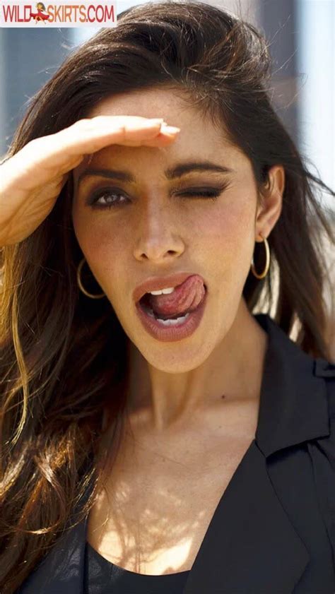 Sarah Shahi Nude Imaginative Minds