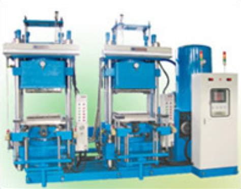 800 X 650 Mm Vacuum Rubber Compression Moulding Machine 400 Tons At