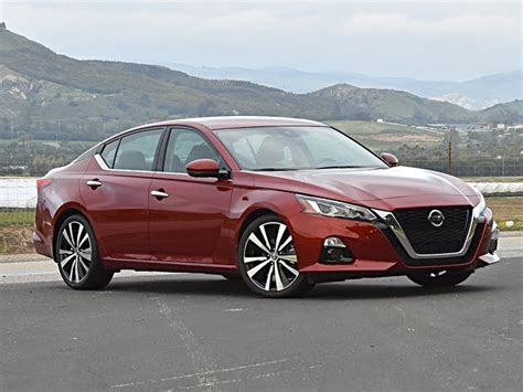 2020 Nissan Altima Test Drive Review CarGurus Ca