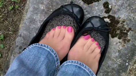 Toe Cleavage Youtube