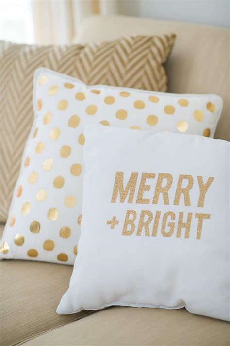 25 Diy Gold Christmas Decor Projects That Will Bring Glam To The Holidays