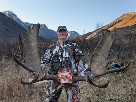 Alaska Moose Hunting Guides Hidden Alaska Guides And Outfitters