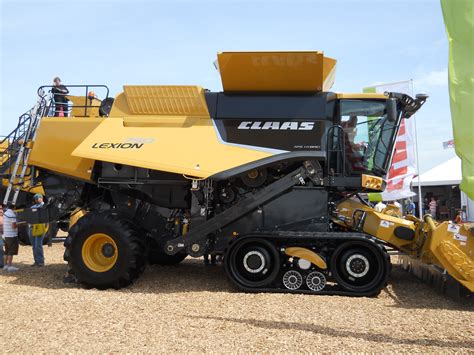 Claas Lexion 750 Terra Trac Usa Tractor And Construction Plant Wiki The Classic Vehicle And