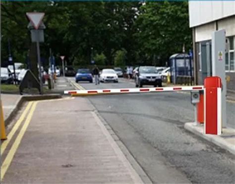 Red Essl Boom Barrier For Parking Stainless Steel At In New Delhi