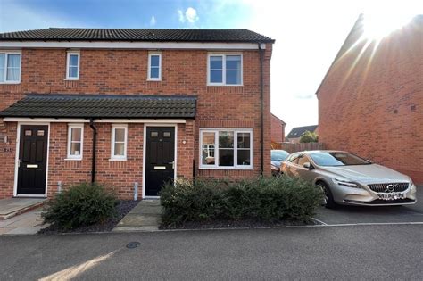 Mason Road Melton Mowbray 3 Bed Semi Detached House 240 000