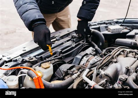 Mechanic Hands Working Engine Hi Res Stock Photography And Images Alamy