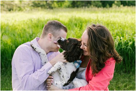 Family Portraits with Pets | Tips for a Pawsitive Portrait Session ...