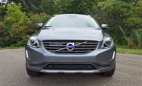 2017 Volvo Xc60 Exterior 1