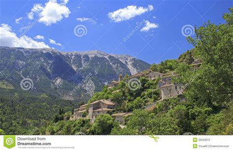 French Village, in Provence. France Stock Photo - Image of plant ...