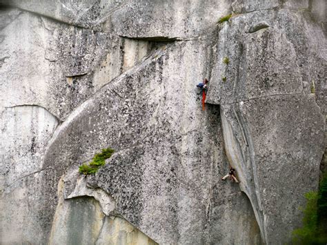 The Prow Wall Squamish BC Rock Climbing - Altus Mountain Guides