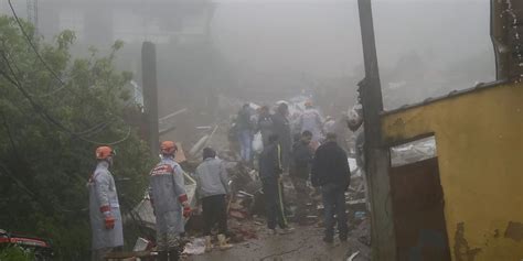 Brasilien Mindestens 23 Tote Bei Schweren Unwettern