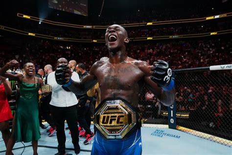 Ufc Israel Adesanya Destron A Alex Pereyra Con Golpe Fulminante Y