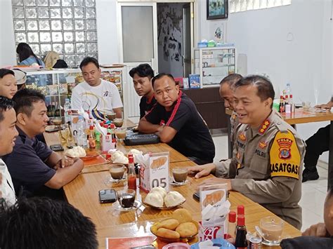 Tampung Keluhan Masyarakat Polda Kaltara Melaksanakan Jum At Curhat