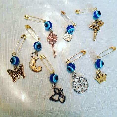 Pin By Margariitha Medina On Accesorios Safety Pin Jewelry Beaded