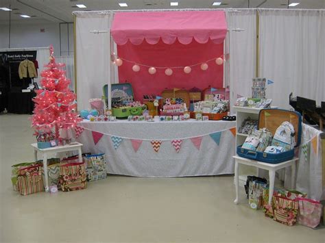 Swung craft show booth | Christmas craft show, Craft booth, Craft booth ...