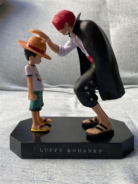 One Piece Figurine Luffy Shanks Kaufen Auf Ricardo