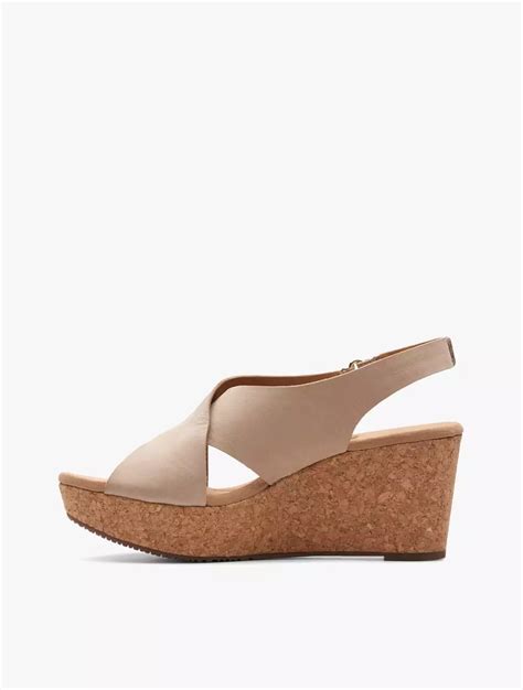 Jual Clarks Clarks Annadel Eirwyn Women S Wedges Sand Nubuck Sand