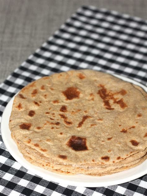 Soft Chapati/Roti - With Step By Step Pictures/Snazzy Cuisine