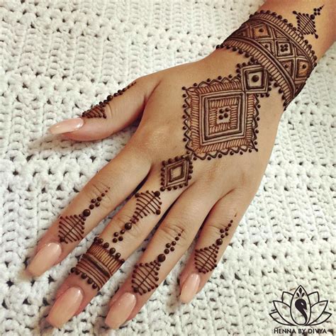 8 Styles Of Jewellery Mehndi Designs That Can Give You A Refreshing