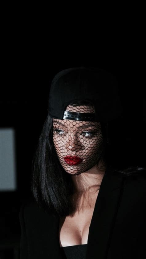 Rihanna Aesthetic Wallpaper